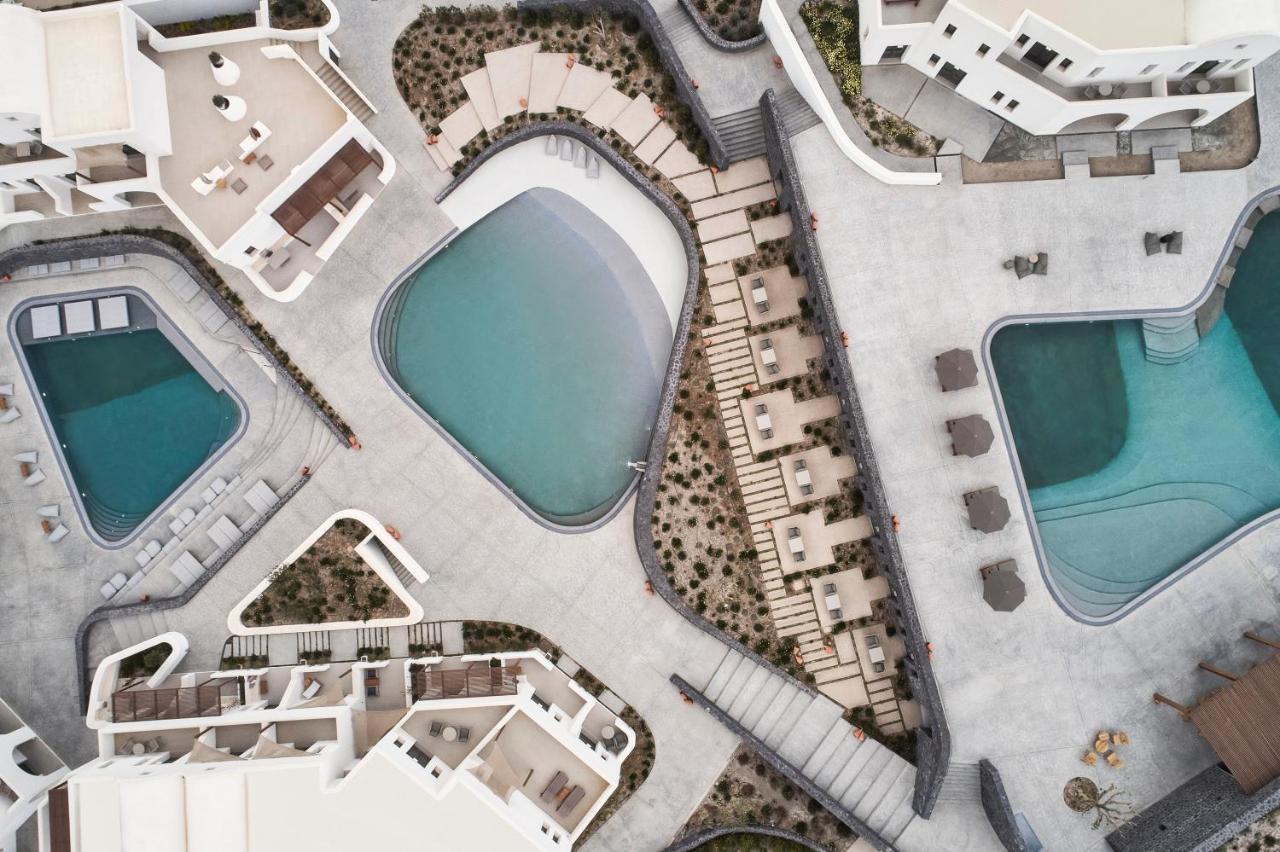 Orama Hotel & Spa Фира Екстериор снимка The hotel from above